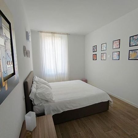 Вілла La Casa Di Alice In Centro Бергамо Екстер'єр фото